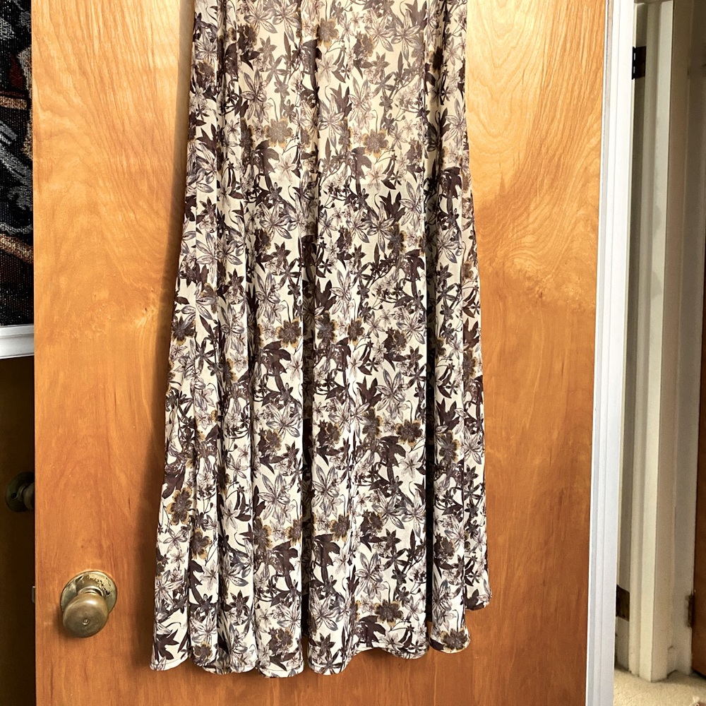 FOREVER 21 Maxi Skirt - Gold & Purple Flowers Size XS